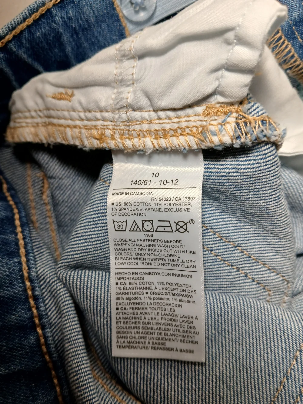Old Navy Medium Blue Floral Embroidered Girls Bootcut Jeans 10